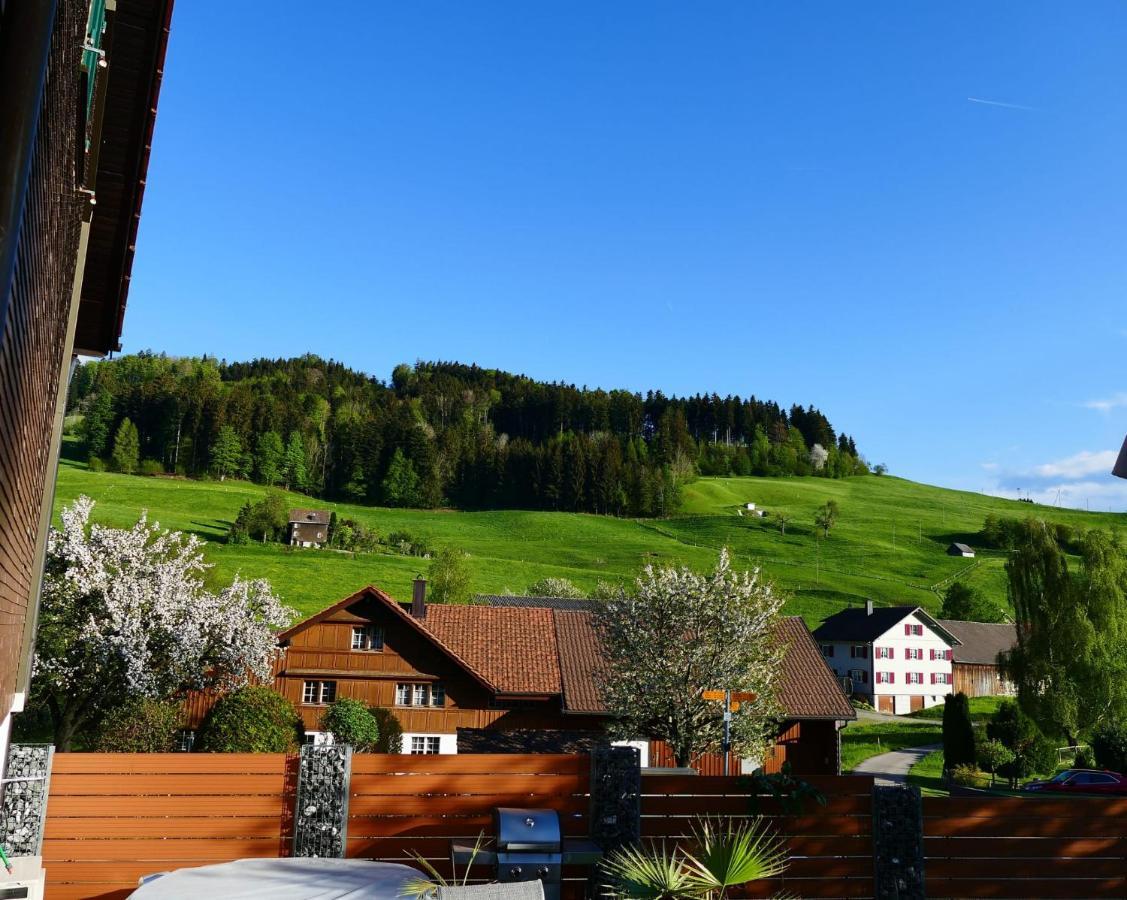 Eisenring In Idyllischer Umgebung * Gahwil
